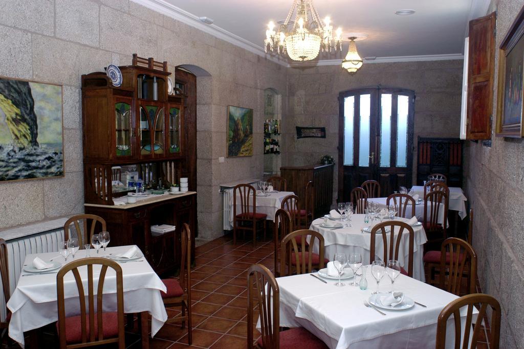 Pazo Almuzara Otel Boborás Restoran fotoğraf